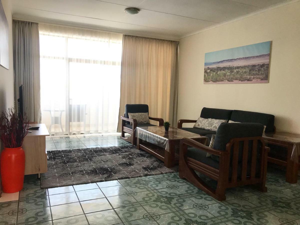 Home Inn Self-Catering Windhoek Eksteriør billede